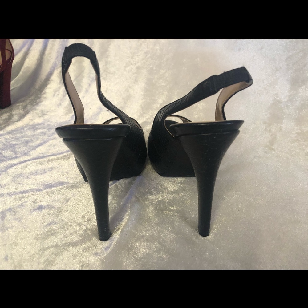 Women’s Guess open toe snake black heels